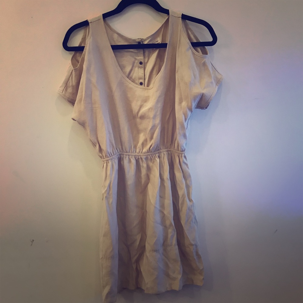 Lightweight dress